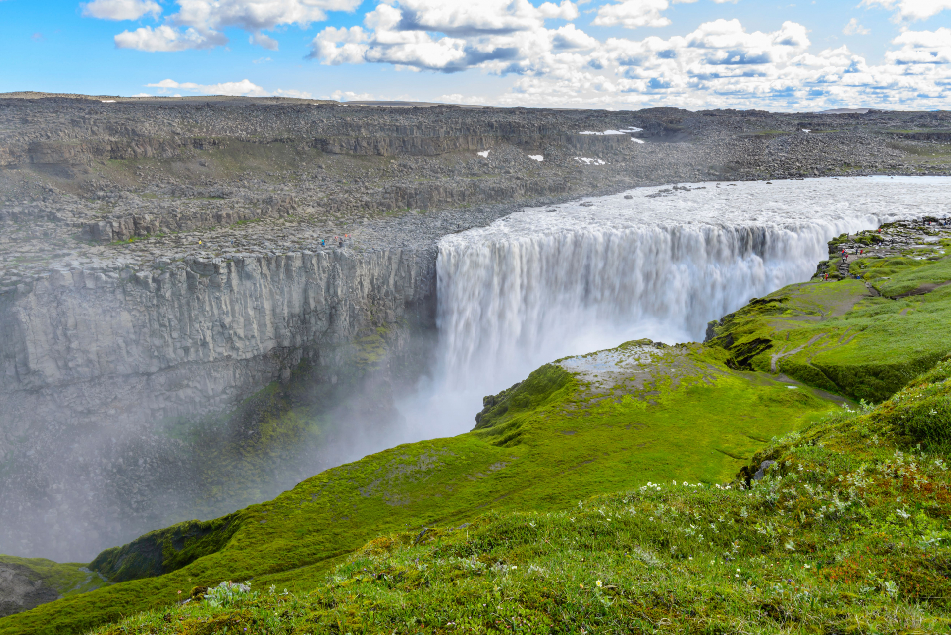 dettifoss-cascade-islande