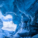 cave-glacier-islande